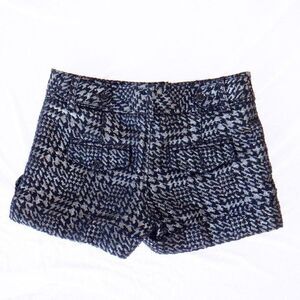 Express wool black/gold dressy shorts